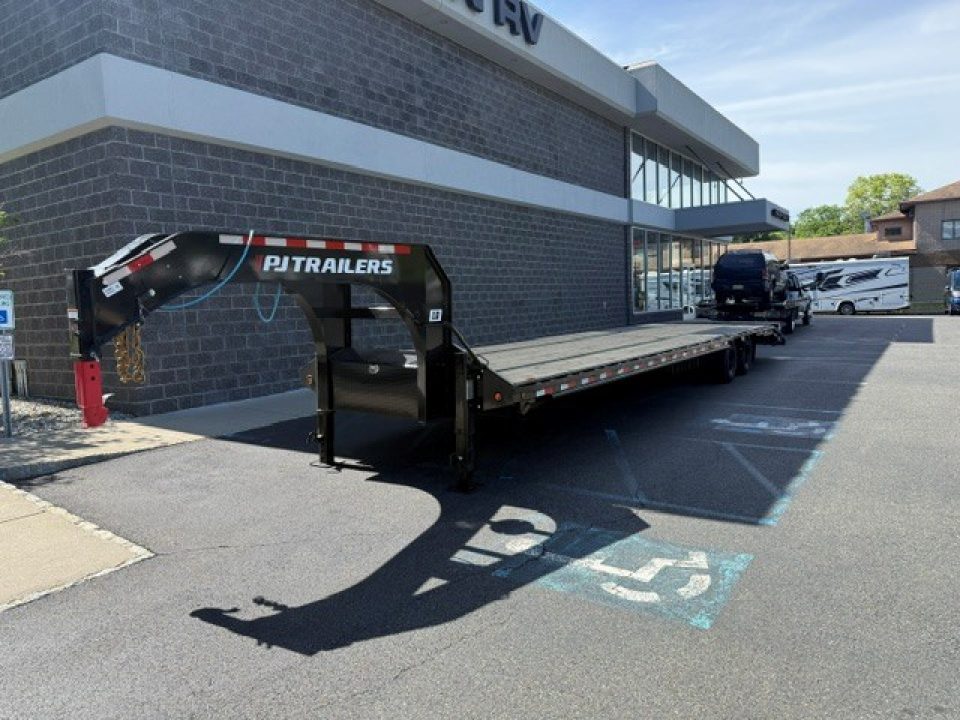 New 2027 PJ Trailers LD40 Equipment Trailer