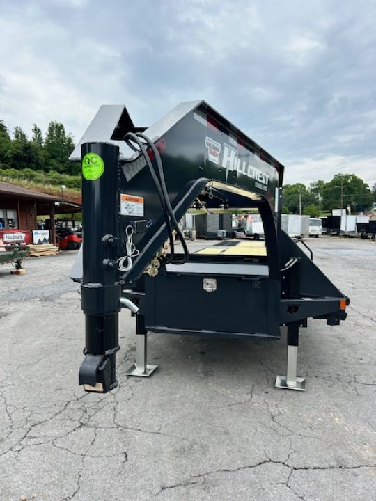 New HillCrest Gooseneck 28+12 Auto Latching Hydraulic Dovetail- 25.9K