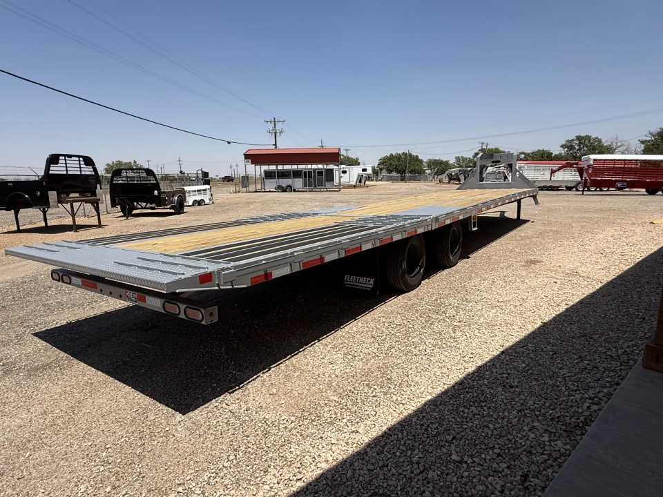 New 2026 Diamond C Trailers FMAX212HDT Flatbed Trailer