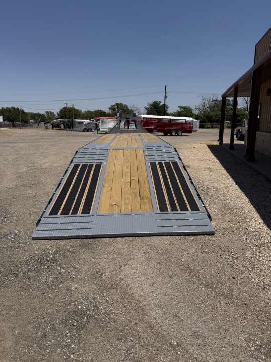 New 2026 Diamond C Trailers FMAX212HDT Flatbed Trailer