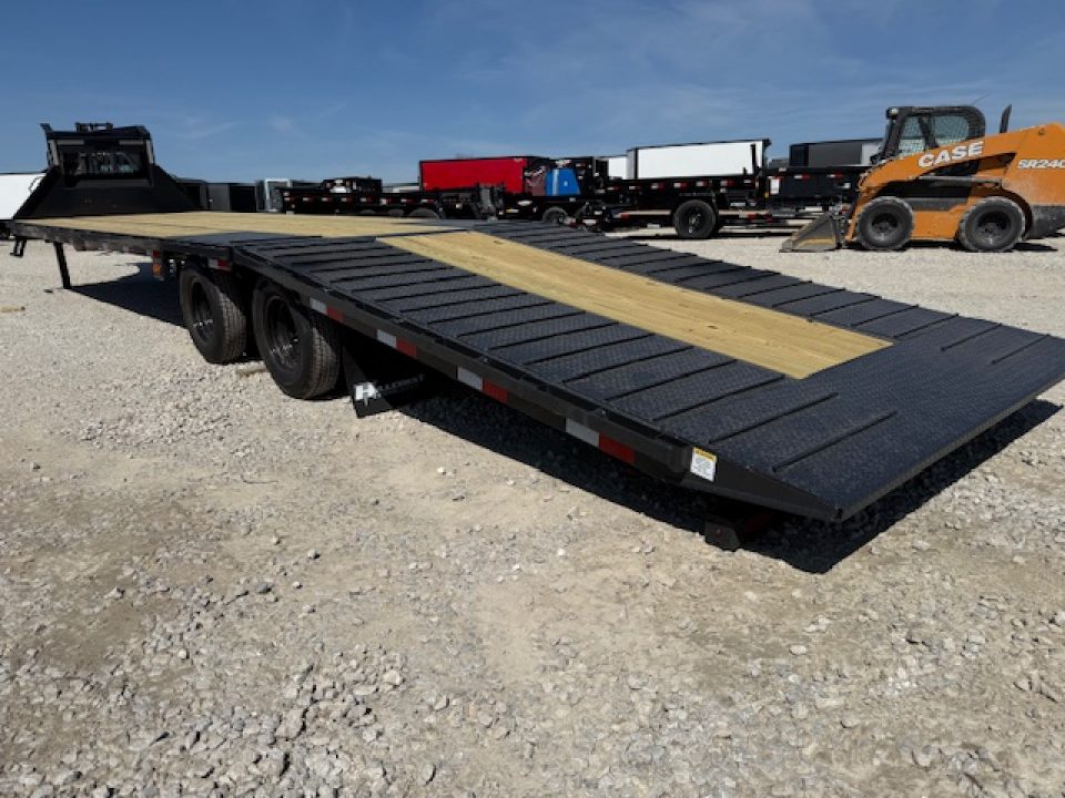 New 2026 Hillcrest Black-Grey 102"x24'+12' 25.9k Hydraulic Dovetail Gooseneck Flatbed Deckover Trailer