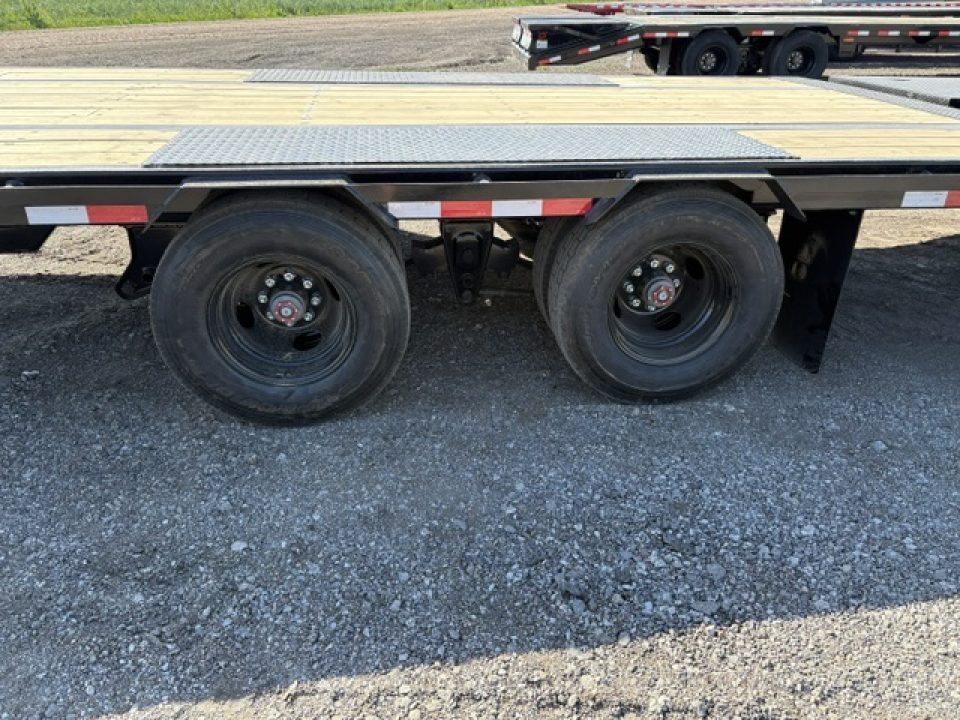 New 2026 Buckshot Bolt 36R 102x36ft Deckover Flatbed Trailer 12k axles