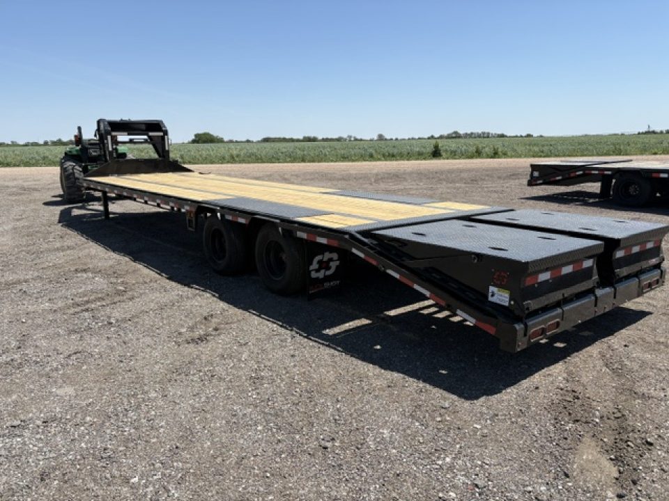 New 2026 Buckshot Bolt 32R 102x32ft Deckover Flatbed Trailer 10k axles