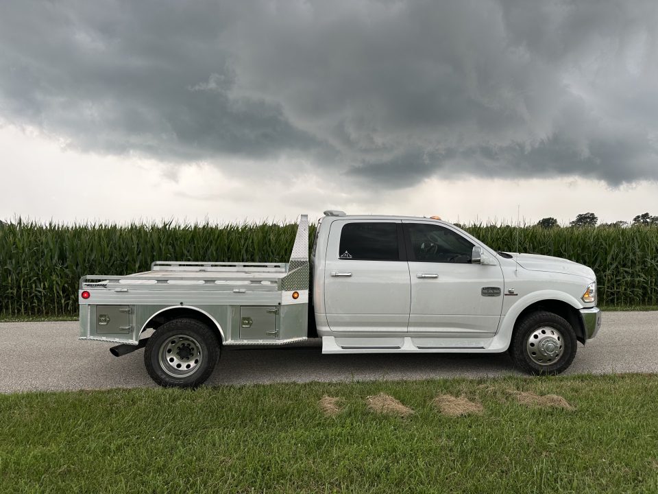 New 2026 Hillsboro 96"x112" Dually Cab & Chassis 4000 Series Truck Bed