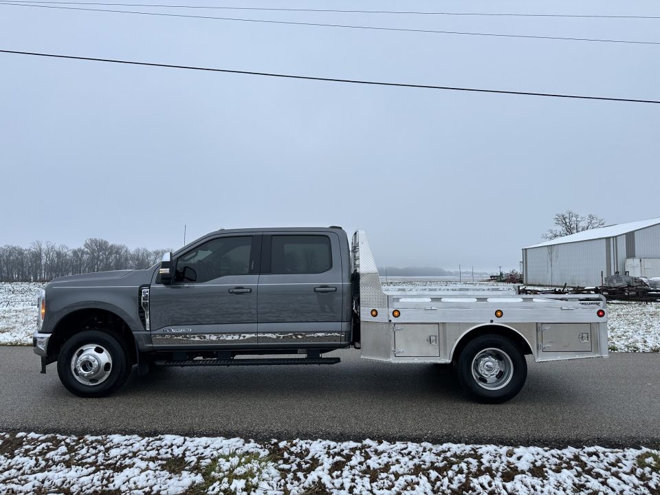 New 2026 Hillsboro 96"x112" Dually Cab & Chassis 4000 Series Truck Bed