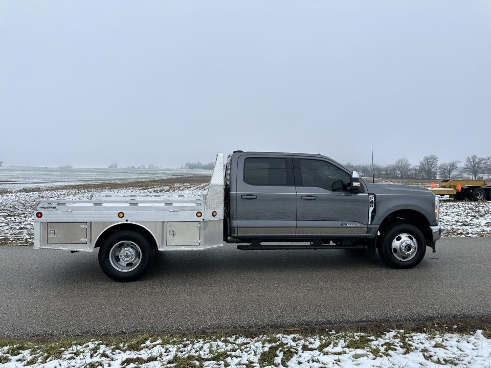 New 2026 Hillsboro 96"x112" Dually Cab & Chassis 4000 Series Truck Bed