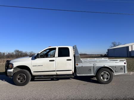 New 2026 Hillsboro 96"x112" Dually Cab & Chassis 4000 Series Truck Bed