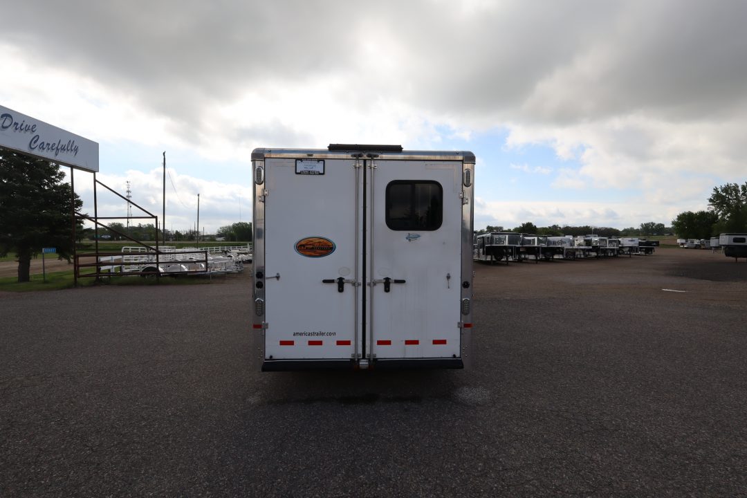 Used 2016 Sundowner 3 Horse LQ Trailer