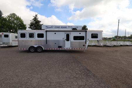 Used 2016 Sundowner 3 Horse LQ Trailer