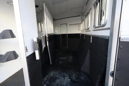 Used 2016 Sundowner 3 Horse LQ Trailer