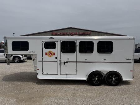 New 2025 Sundowner 3 Horse Gooseneck Horse Trailer