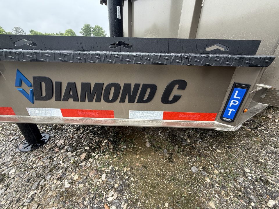New 2026 Diamond C LPT 207 14’ Dump Trailer, PACESETTER EDITION, HYD JACK, HEAVY FENDERS, 32” SIDES