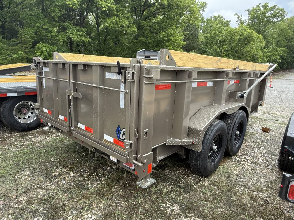 New 2026 Diamond C LPT 207 14’ Dump Trailer, PACESETTER EDITION, HYD JACK, HEAVY FENDERS, 32” SIDES