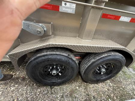 New 2026 Diamond C LPT 207 14’ Dump Trailer, PACESETTER EDITION, HYD JACK, HEAVY FENDERS, 32” SIDES