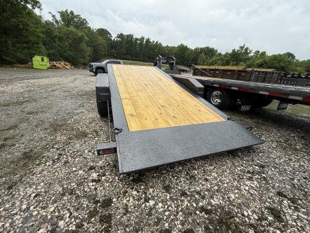 New 2026 Diamond C HDT 210 24’ Tilt Trailer, PACESETTER EDITION, HYD JACK, 23K GVWR FORK HOLDERS, HEAVY FENDERS