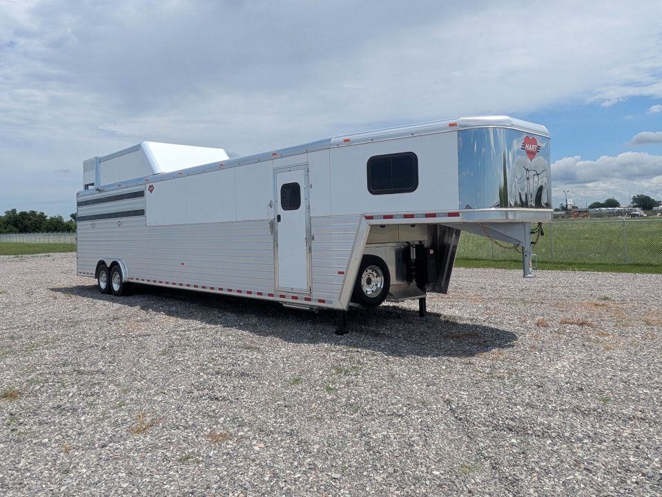 New 2026 Hart Trailer L24G LQ Horse Trailer
