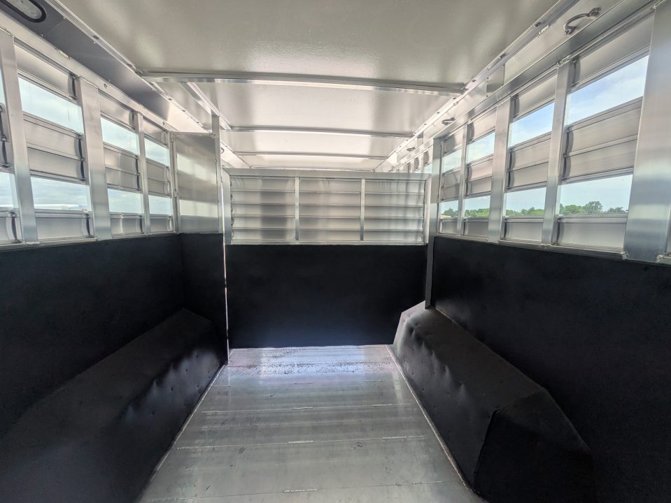 New 2026 Hart Trailer L24G LQ Horse Trailer