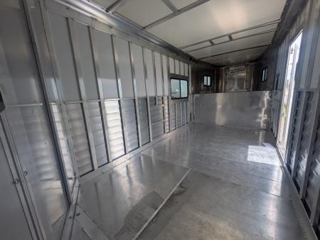 New 2026 Hart Trailer T4HG 14' LQ Horse Trailer