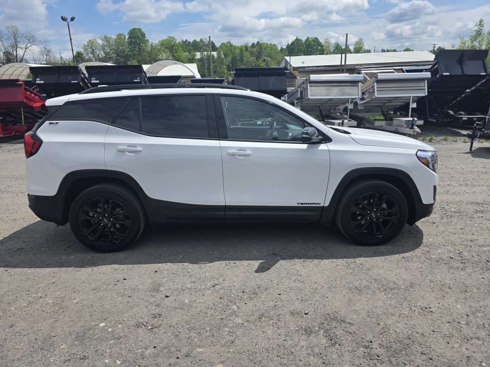 Used 2021 GMC TERRAIN SLT SUV