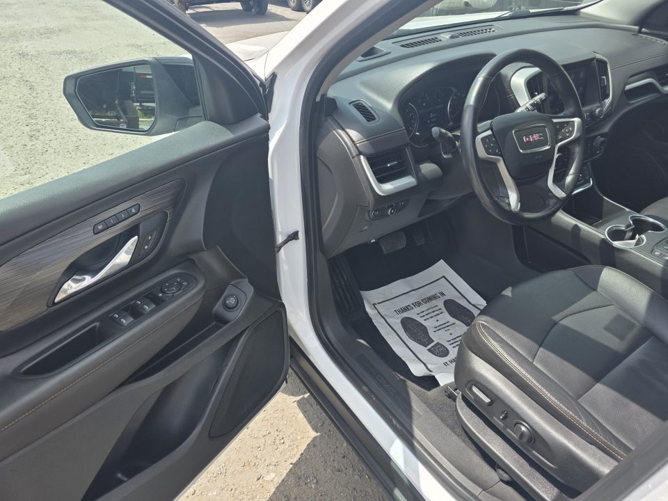 Used 2021 GMC TERRAIN SLT SUV