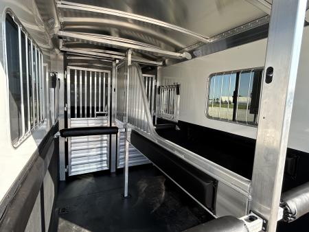 New 2026 4-Star Trailers 2+1 Horse Trailer