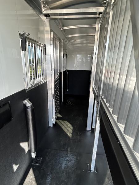 New 2026 4-Star Trailers 2+1 Horse Trailer