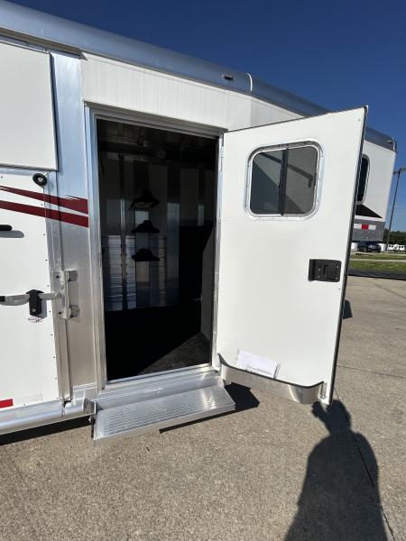 New 2026 4-Star Trailers 2+1 Horse Trailer