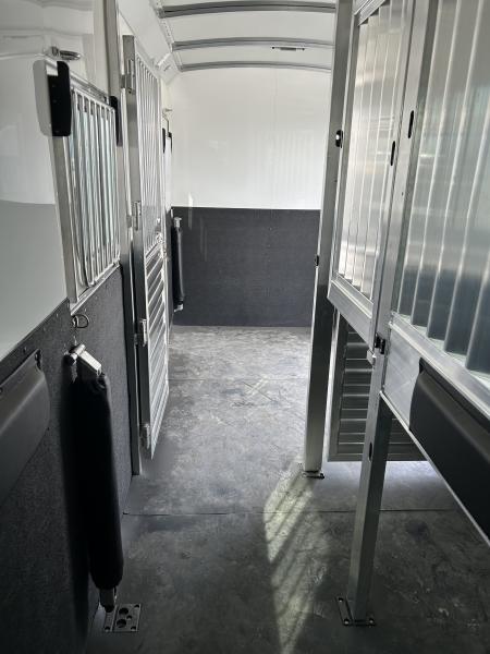 New 2026 4-Star Trailers 2+1 Horse Trailer