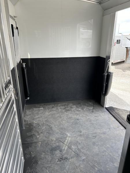 New 2026 4-Star Trailers 2+1 Horse Trailer