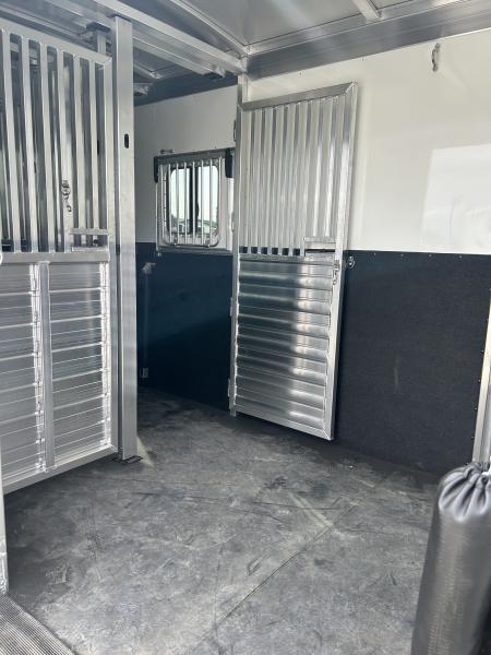 New 2026 4-Star Trailers 2+1 Horse Trailer