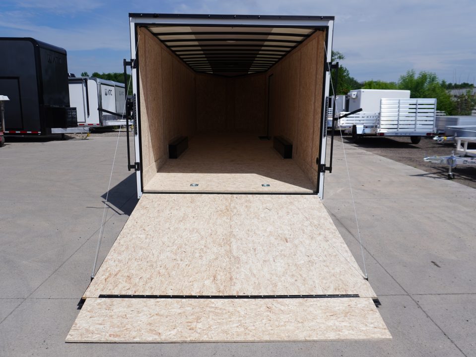 New 2027 Discovery Trailers ET 8.5x26ft Enclosed Trailer