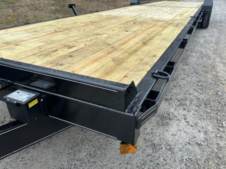 New 2026 36' WOOD FLOOR DELUXE MODEL CAR HAULER 14K WITH 2 BRAKE AXLES