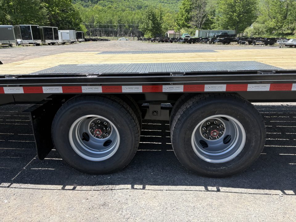 New 2026 Quality Trailers 25' 25K Dually Tandem Deckover Trailer