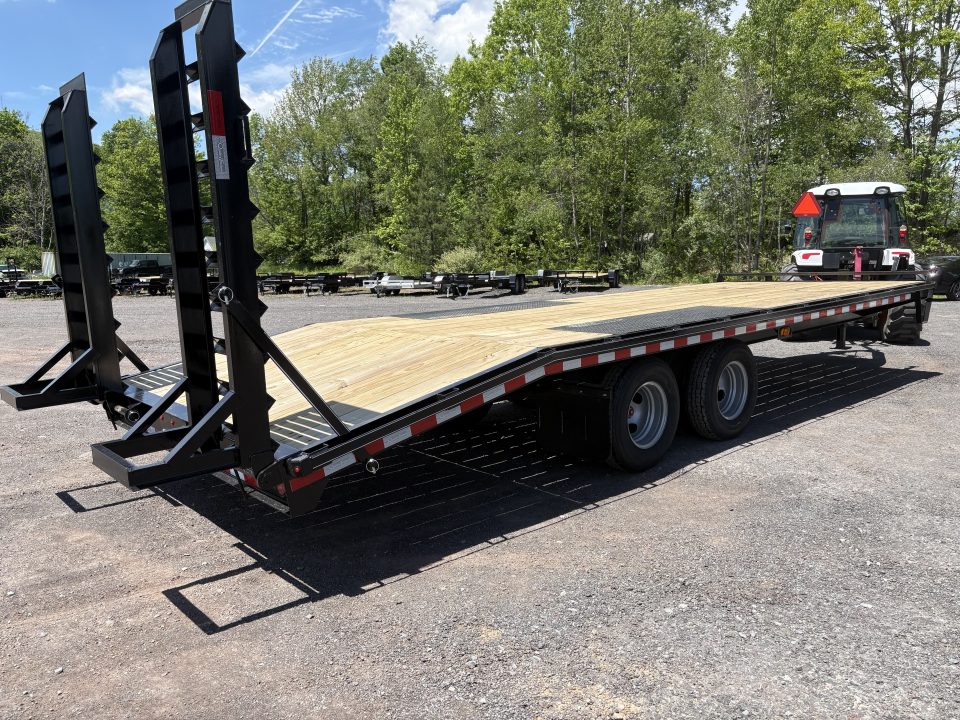 New 2026 Quality Trailers 25' 25K Dually Tandem Deckover Trailer
