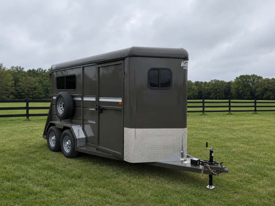 New 2027 Valley Trailers 2 HORSE STRAIGHT LOAD w/ RAMP