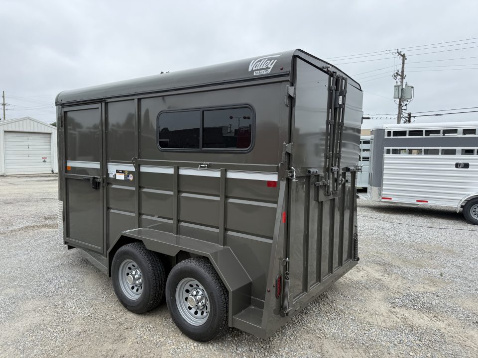 New 2027 Valley Trailers 2 HORSE STRAIGHT LOAD w/ RAMP