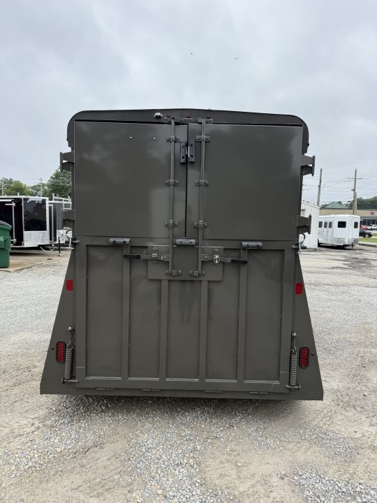 New 2027 Valley Trailers 2 HORSE STRAIGHT LOAD w/ RAMP