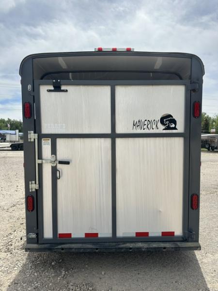 Used 2024 Maverick 3 Horse Slant
