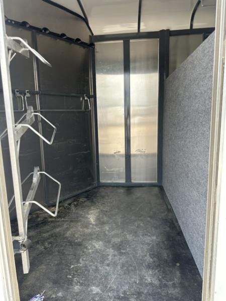 Used 2024 Maverick 3 Horse Slant