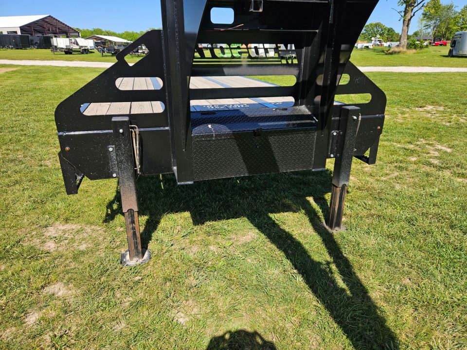Used 2020 Midsota 102X36 TANDEM DUAL GOOSENECK W/12K AXLES 17.5" 16PLY HYDROTAIL W/HYDROJACKS