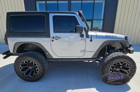 Used 2015 Jeep Wrangler SUV