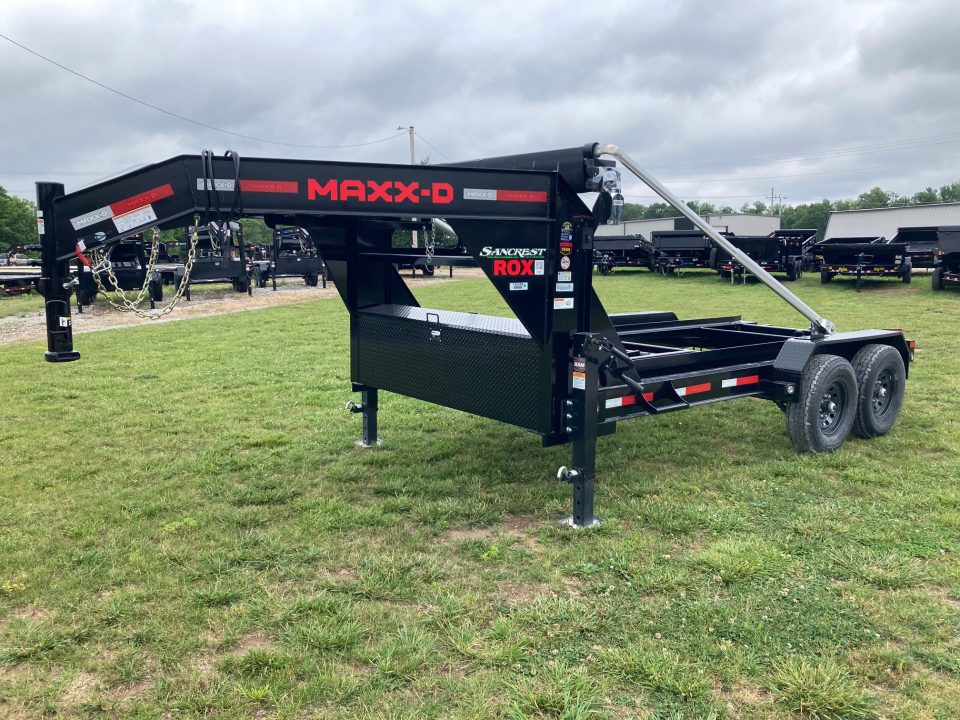 New 2026 MAXX-D 83x14 TANDEM 15.4K GN ROLL OFF W/ 22K WINCH, POWER TARP & WIRELESS REMOTE Roll Off