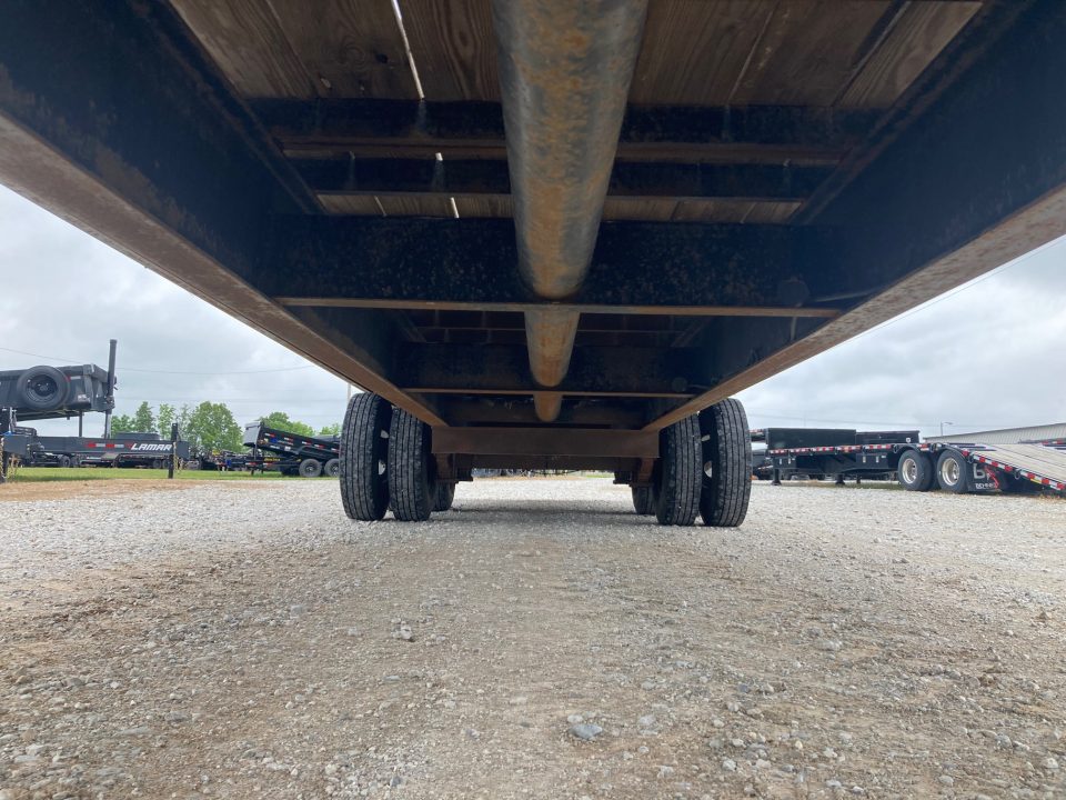 Used 2019 Elite Trailers 102X30 TANDEM 22.5K GN W/ 2 FLIP OVERS, CENTER POPUP & HYDROJACKS Flatbed Trailer