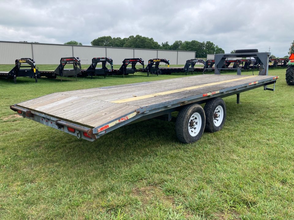 Used 1981 Homemade 102X22 TANDEM 14K GN W/ 2' DOVE & NO RAMPS Flatbed Trailer