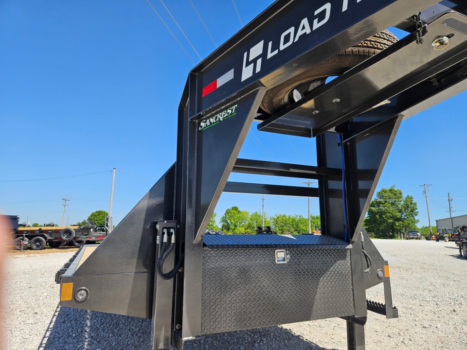 New 2026 Load Trail 102X32 TANDEM LO-PRO GOOSENECK W/10K AXLES 12' HYDROTAIL & HYDROJACKS
