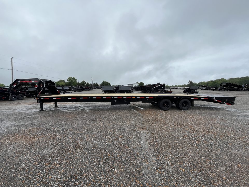 New 2027 MAXXD Gooseneck AIR RIDE Flatbed Trailer | 102" x 40' 40K GVWR