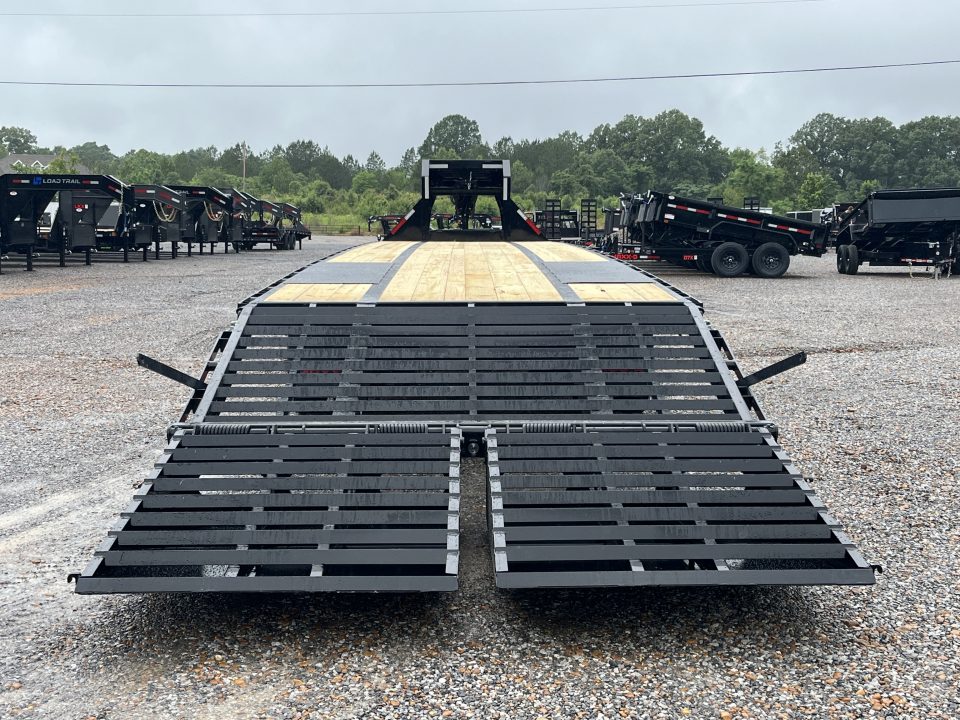 New 2027 MAXXD Gooseneck AIR RIDE Flatbed Trailer | 102" x 40' 40K GVWR
