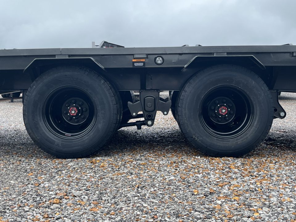 New 2027 MAXXD Gooseneck Flatbed Trailer | 102" x 28' 25K GVWR