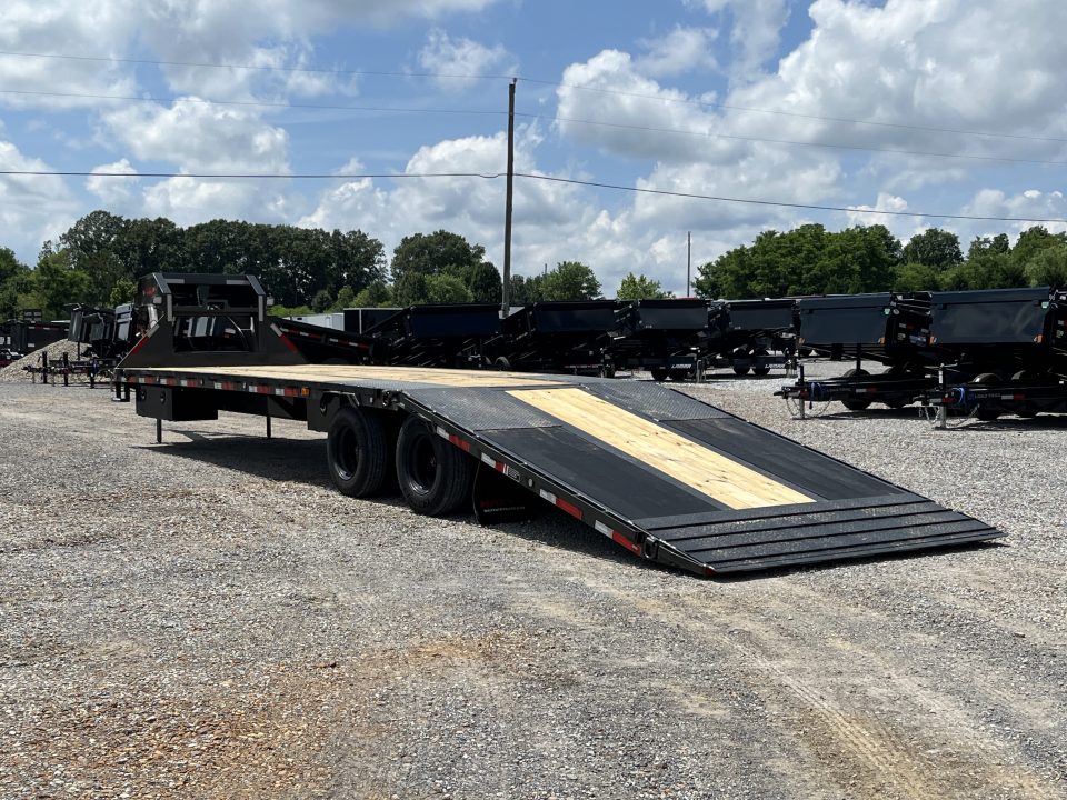 New 2027 MAXXD Hydraulic Dovetail Gooseneck Trailer | 34' x 102' 30K GVWR