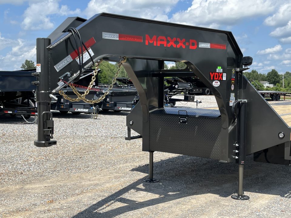 New 2027 MAXXD Hydraulic Dovetail Gooseneck Trailer | 34' x 102' 30K GVWR